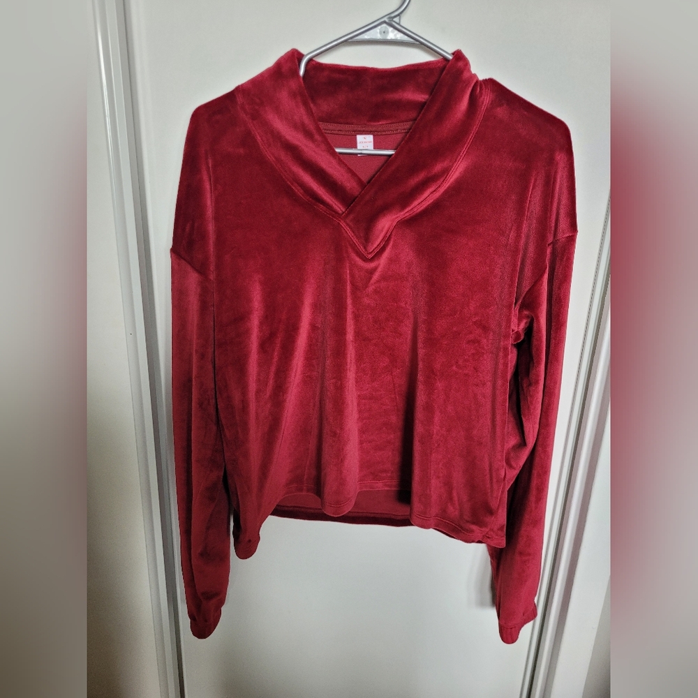 Joe Fresh Velvet Long Sleeve Top in Rich Red Size:Small